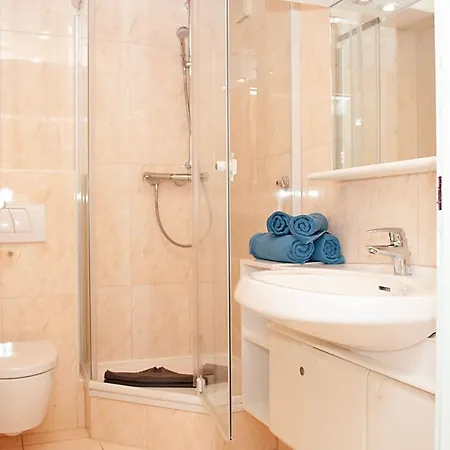 Haus Hanseatic, 801 Apartment *
